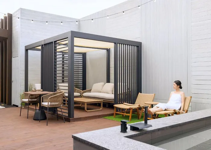 Mitasuya By Anook Station Hotel *