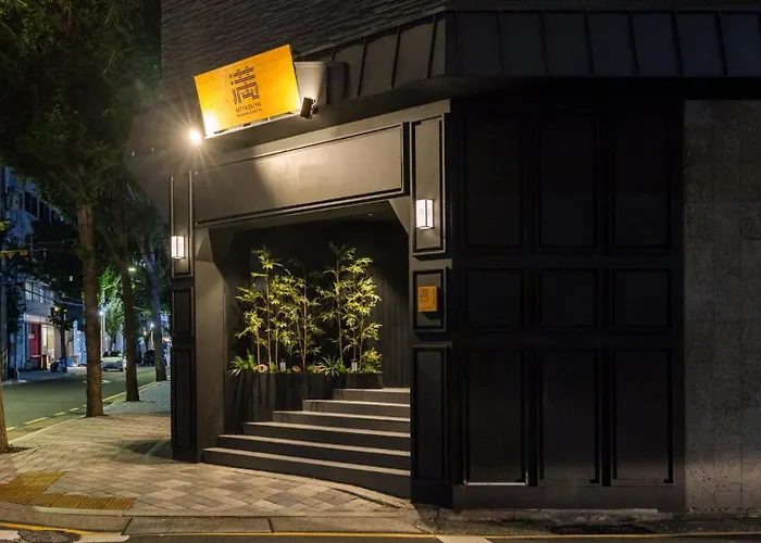 Mitasuya By Anook Station Hotel *